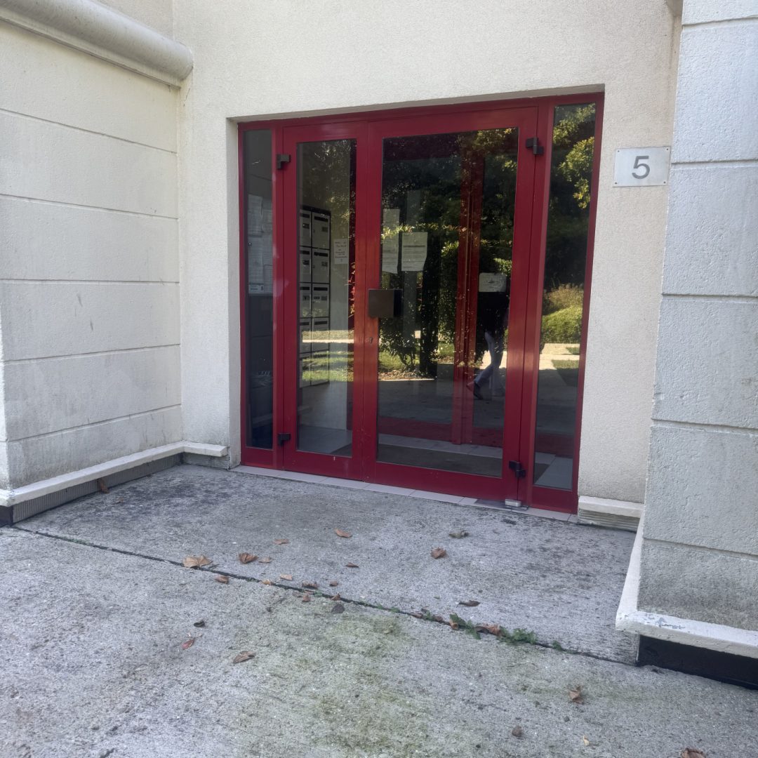 photo_169330c32734994c99207318f5d0d7f0