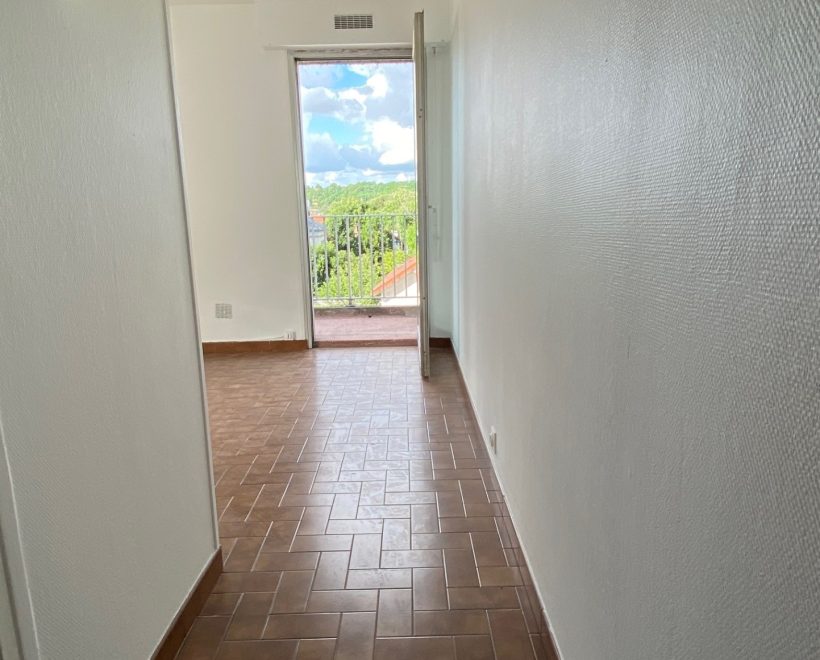 photo_3fc10f4f0bba8bb116278fbf2e83661a