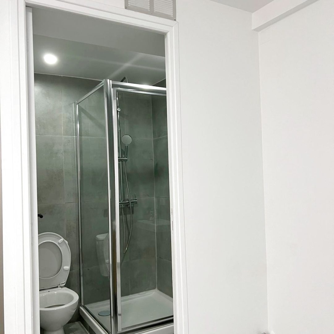 photo_63e2a8ede98336f8212bda3f5e6105f8_Inc_0