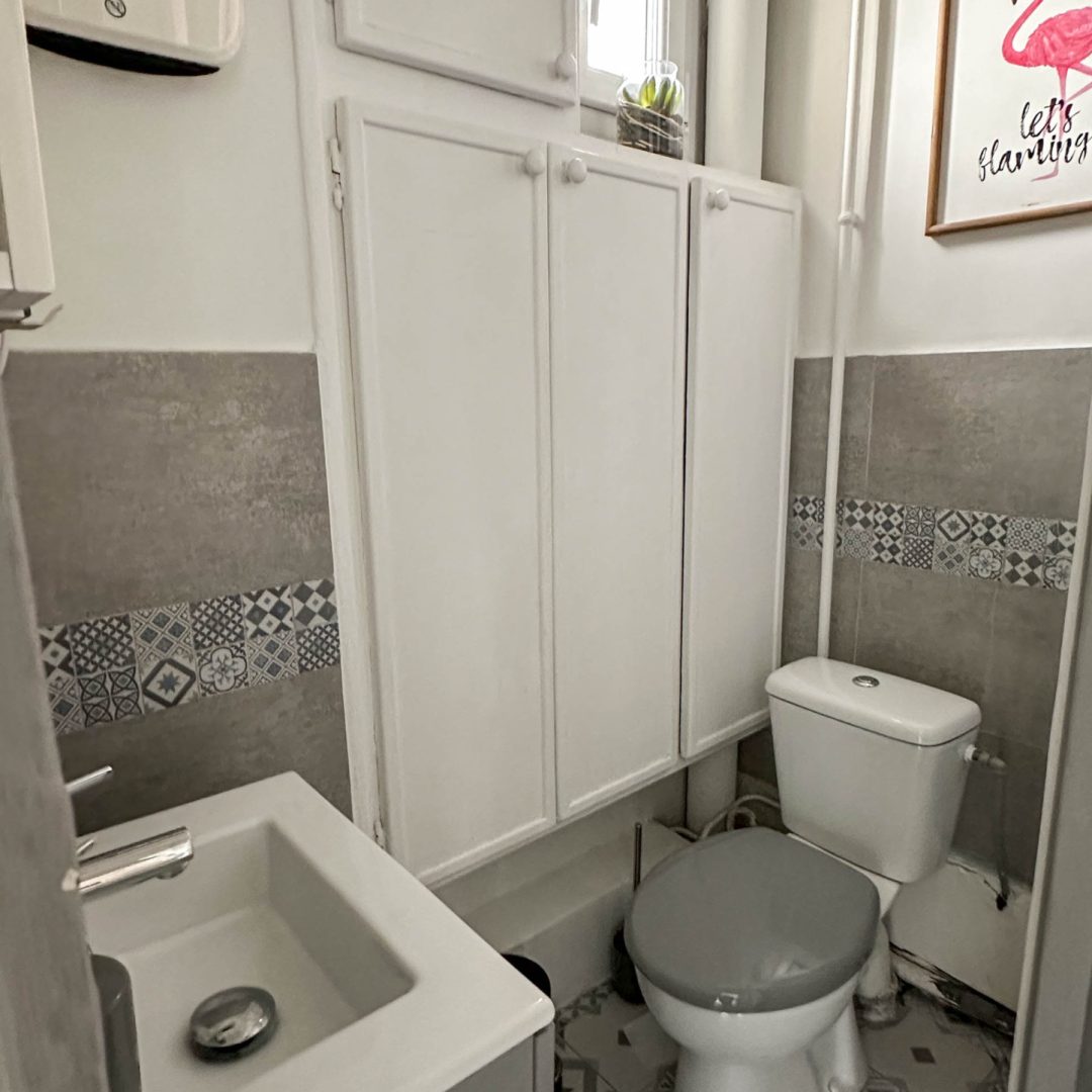 photo_656b896f2b59444efb4c457e63f94095