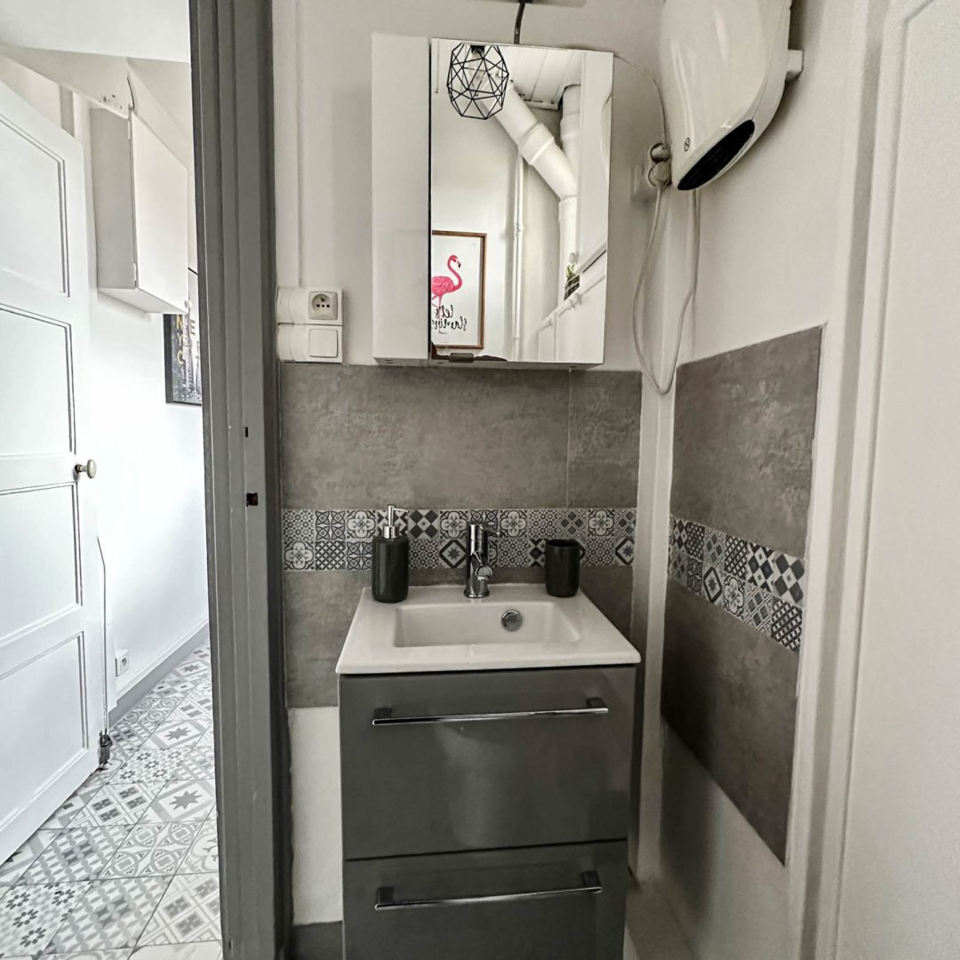 photo_9a9b511b0a116a914f8f8d47a5a2713f