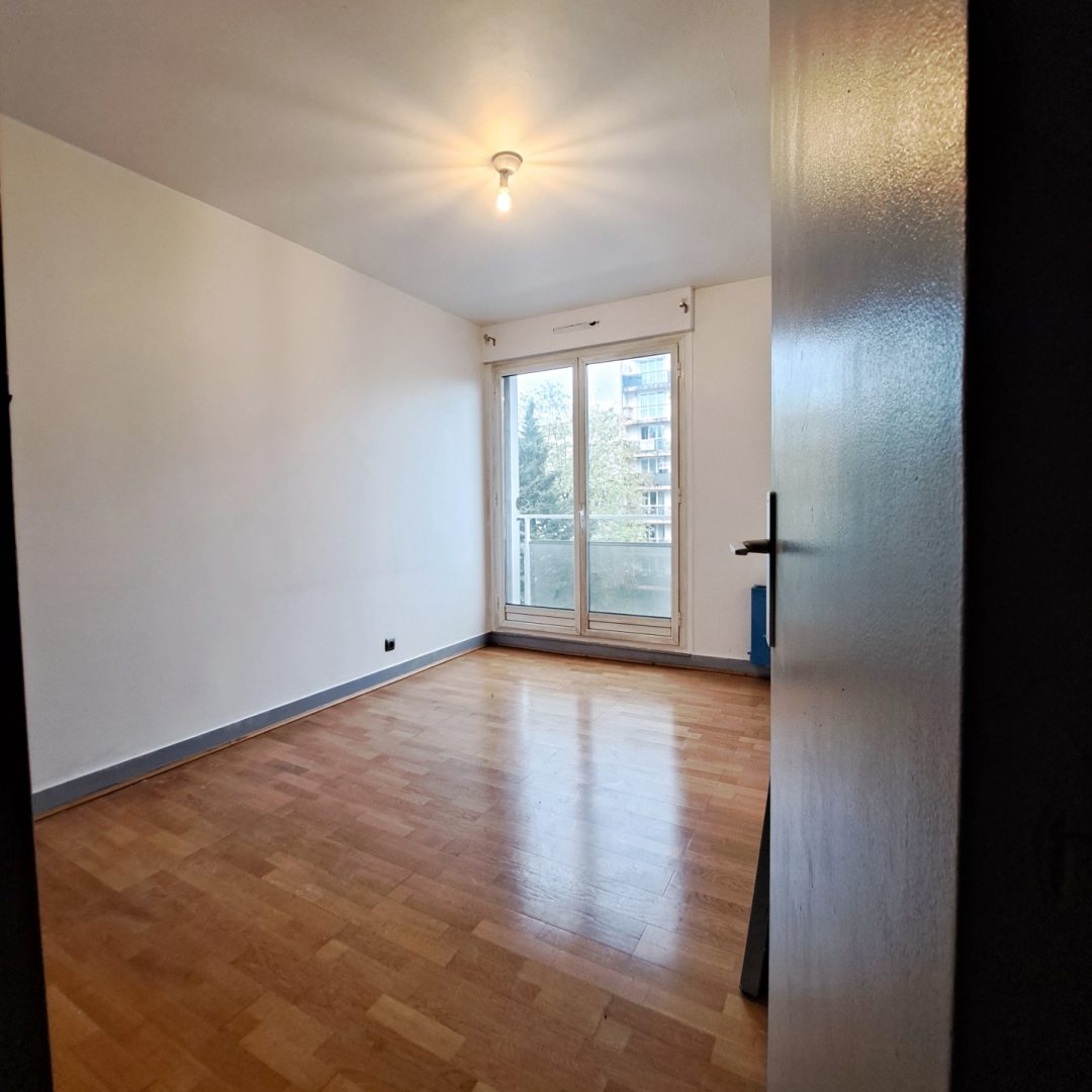 photo_aa2d27b96484b8f7c9263a10eeede77b_Inc_0