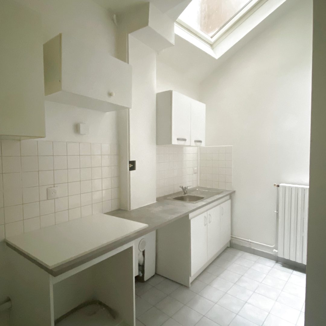 photo_c24acabeca8b552793d183d8b788cf9c_Inc_0