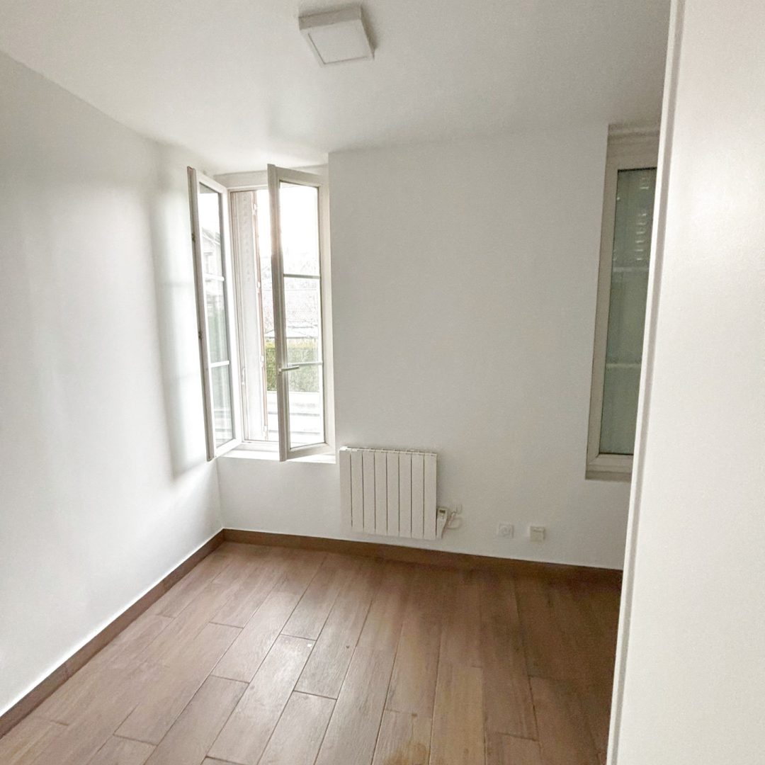 photo_f3ba483be22f67b8c5923053a2cb0f7c_Inc_0